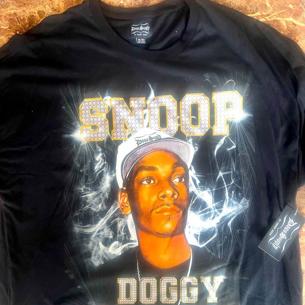 Snoop dogg t shirt